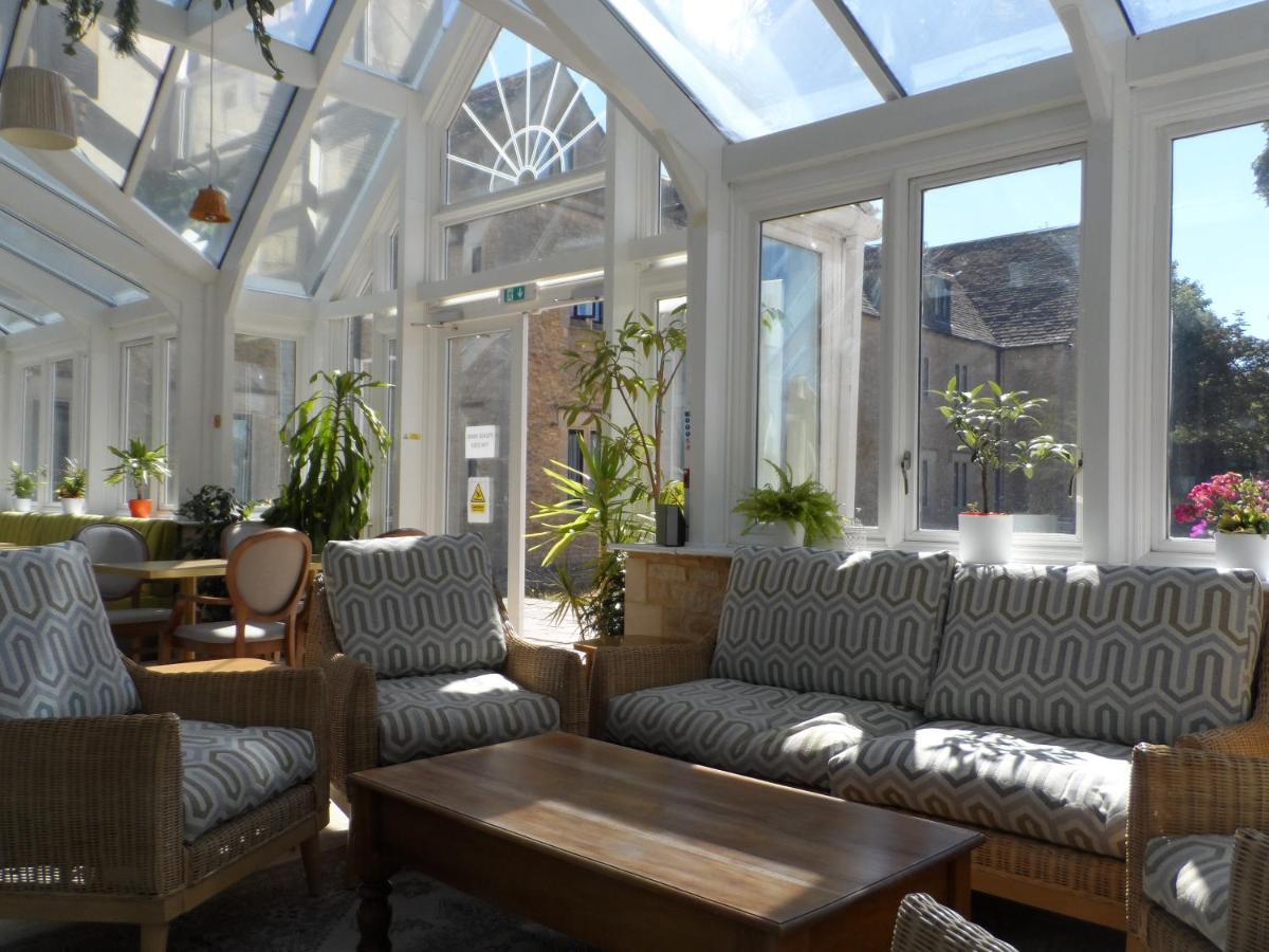 Stanton House Hotel Swindon Esterno foto